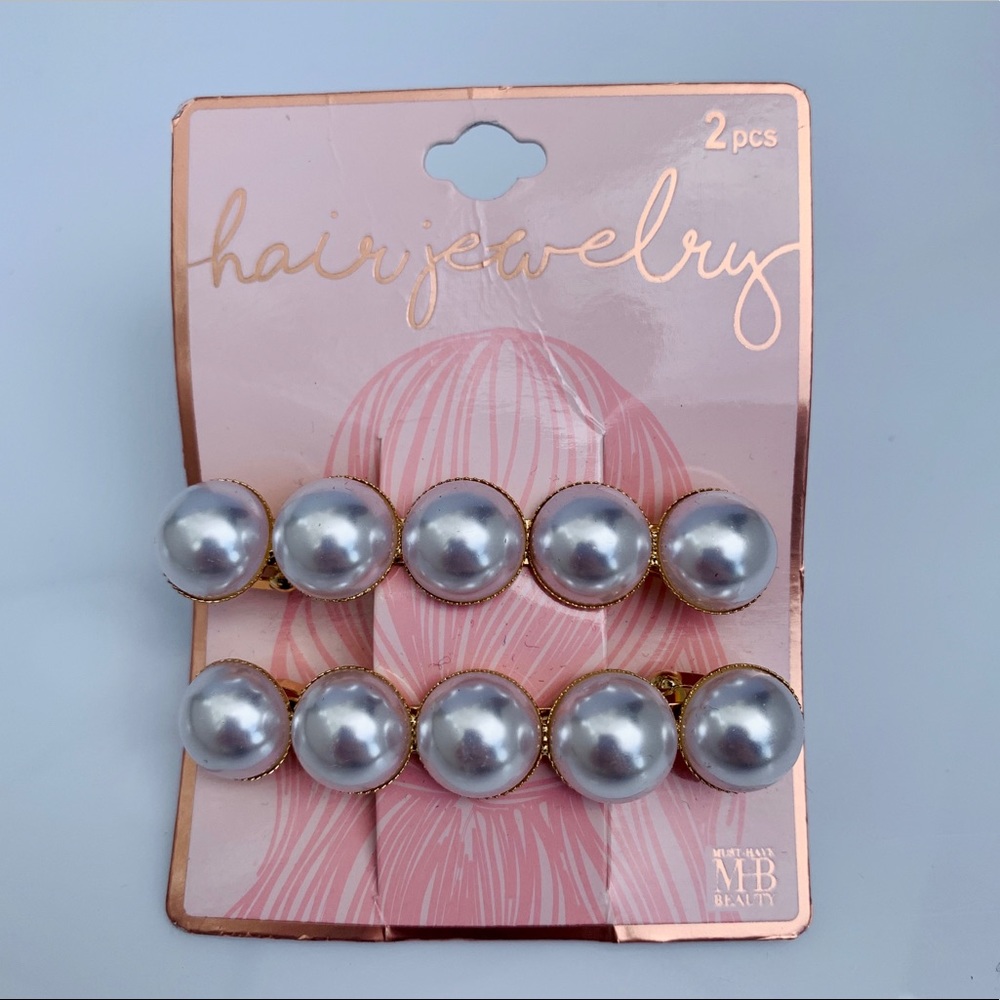 Pearl Hair Clips NWT